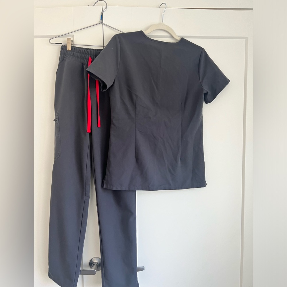 Figs Gray Set - Picture 5 of 7